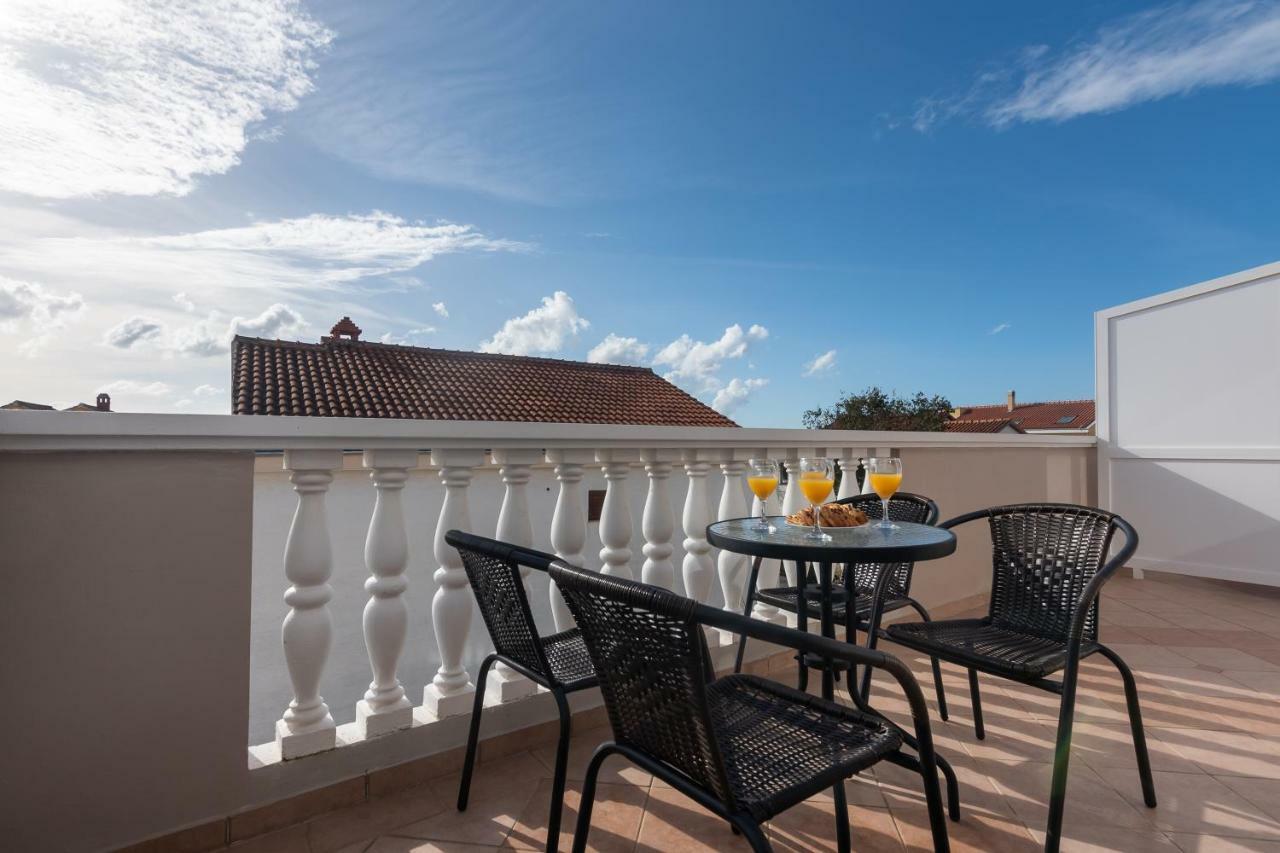 Apartman Lipotica Diklo Zadar Bagian luar foto