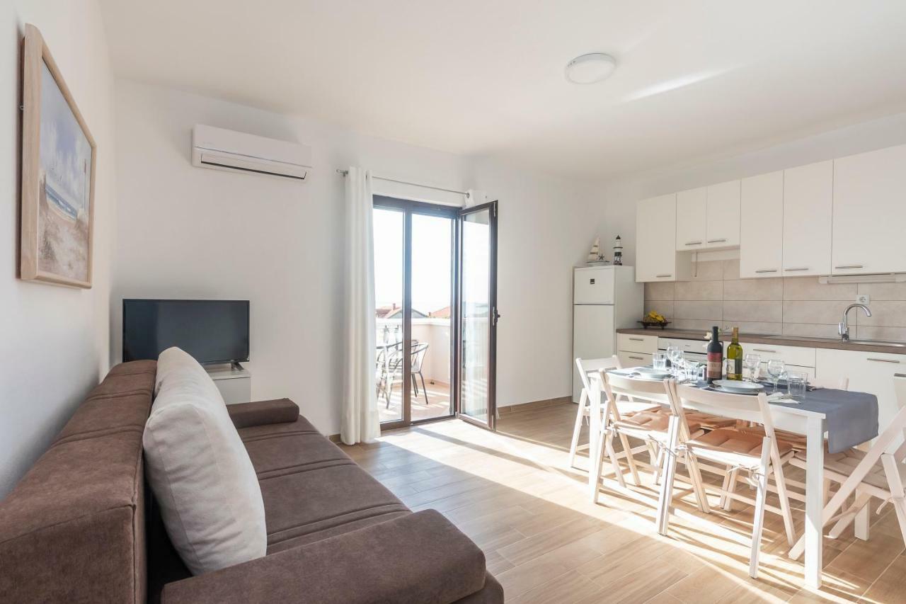 Apartman Lipotica Diklo Zadar Bagian luar foto