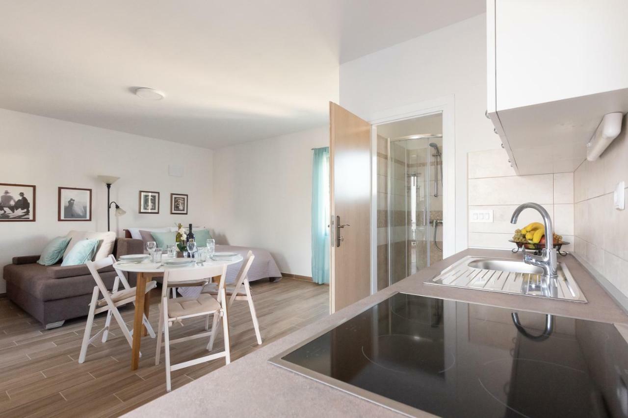 Apartman Lipotica Diklo Zadar Bagian luar foto