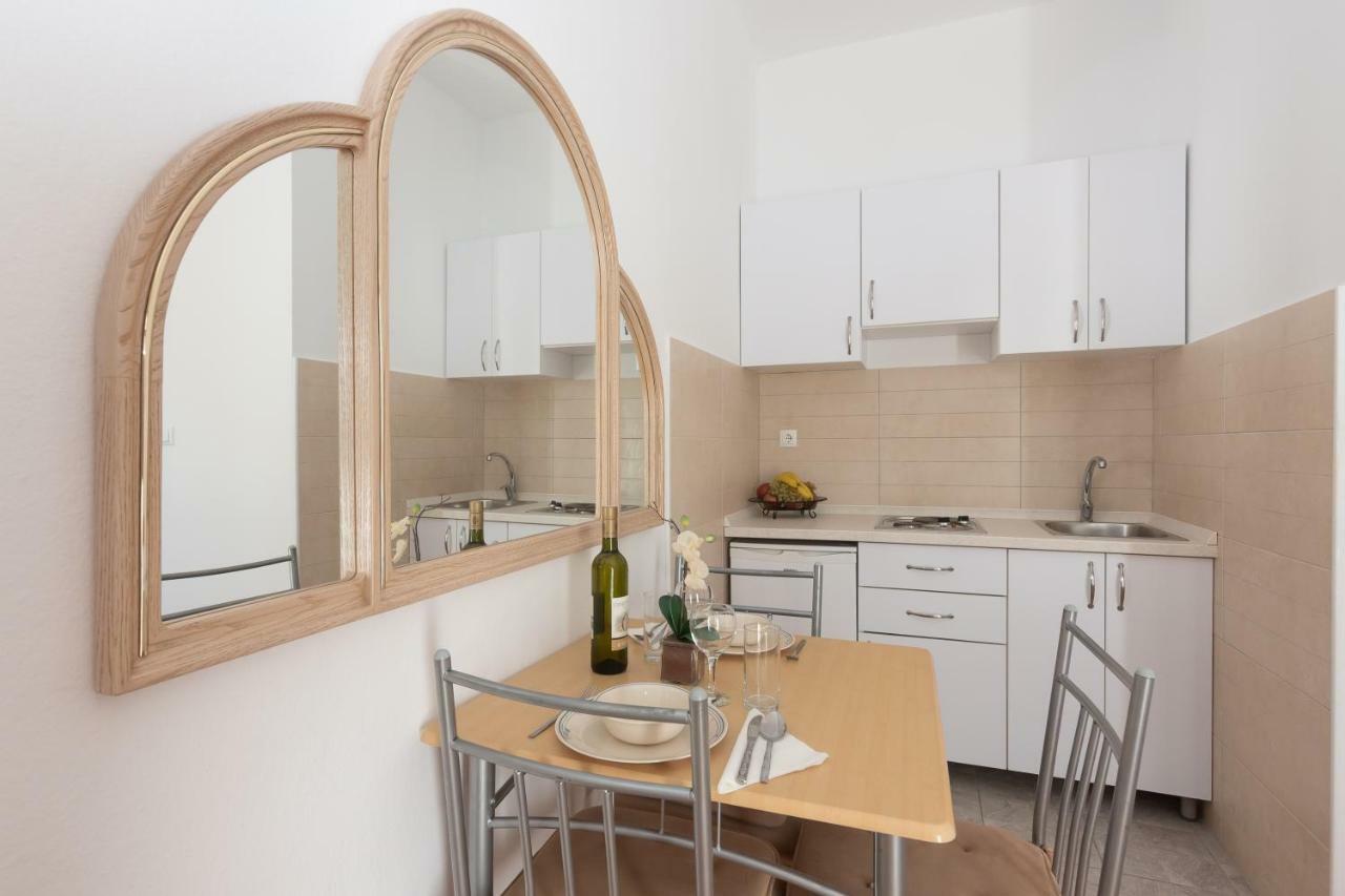 Apartman Lipotica Diklo Zadar Bagian luar foto