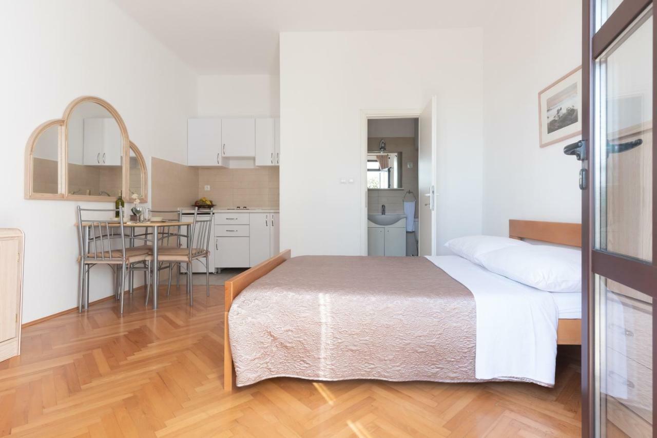 Apartman Lipotica Diklo Zadar Bagian luar foto
