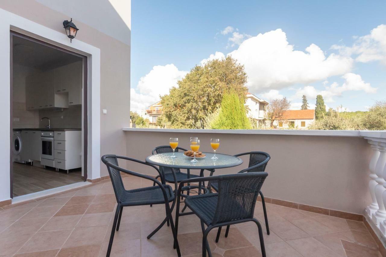 Apartman Lipotica Diklo Zadar Bagian luar foto